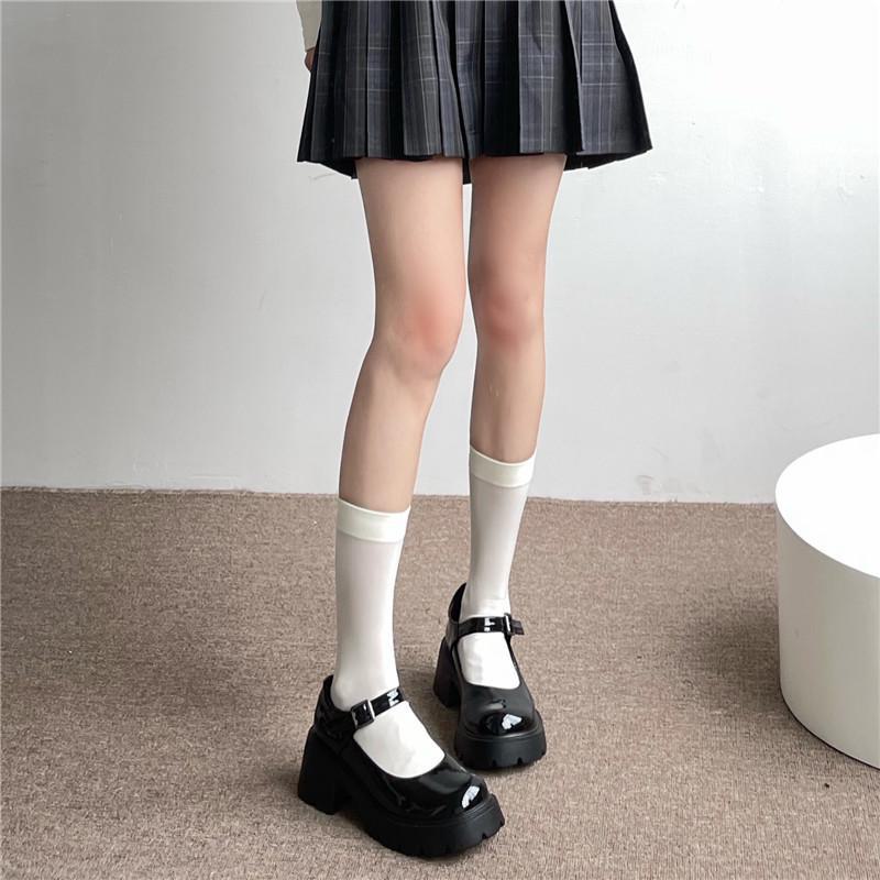 Damen Samt-Romper im japanischen Stil mit schwarzen Strümpfen - Kuschelig für Herbst/Winter, Leicht für Frühling/Sommer