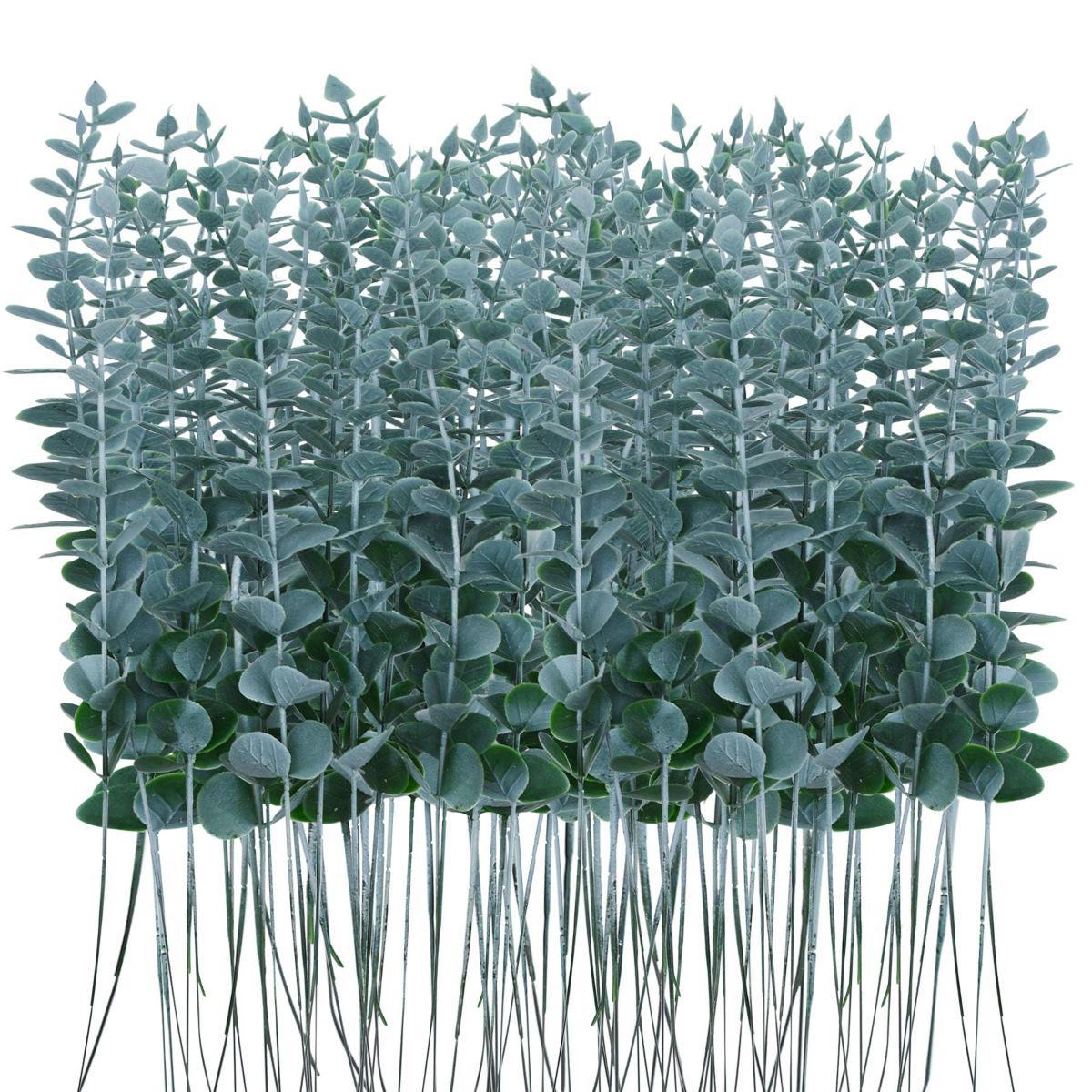 

Композиция из искусственных цветов с флокированным эвкалиптом - подвесной декор из золота, серебра, белого, черного, матового зеленого цветов зелёный