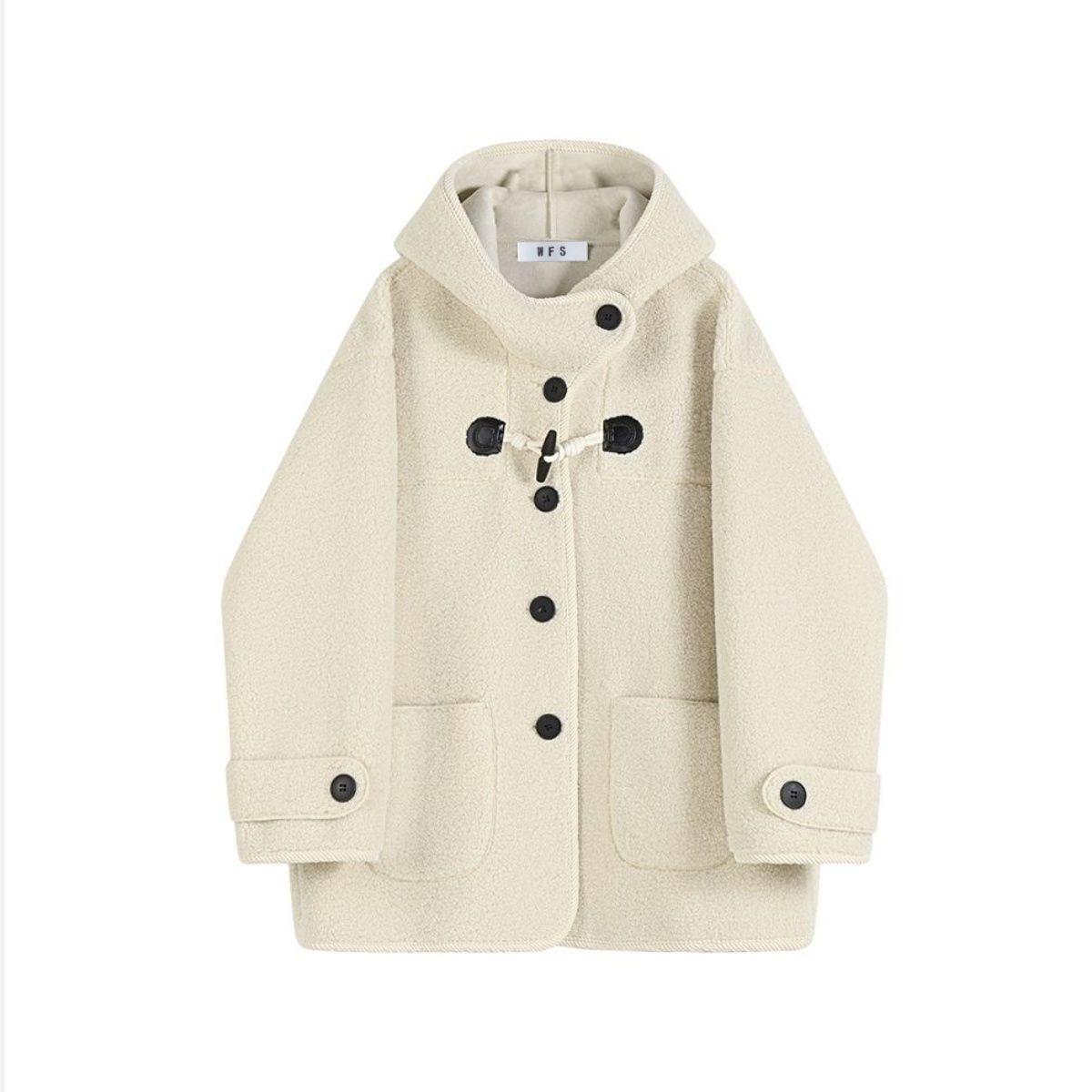 

Women s Petite Faux Lambswool Hooded Coat with Leather-Fur Blend and Horn Buckle XS 35-45kg