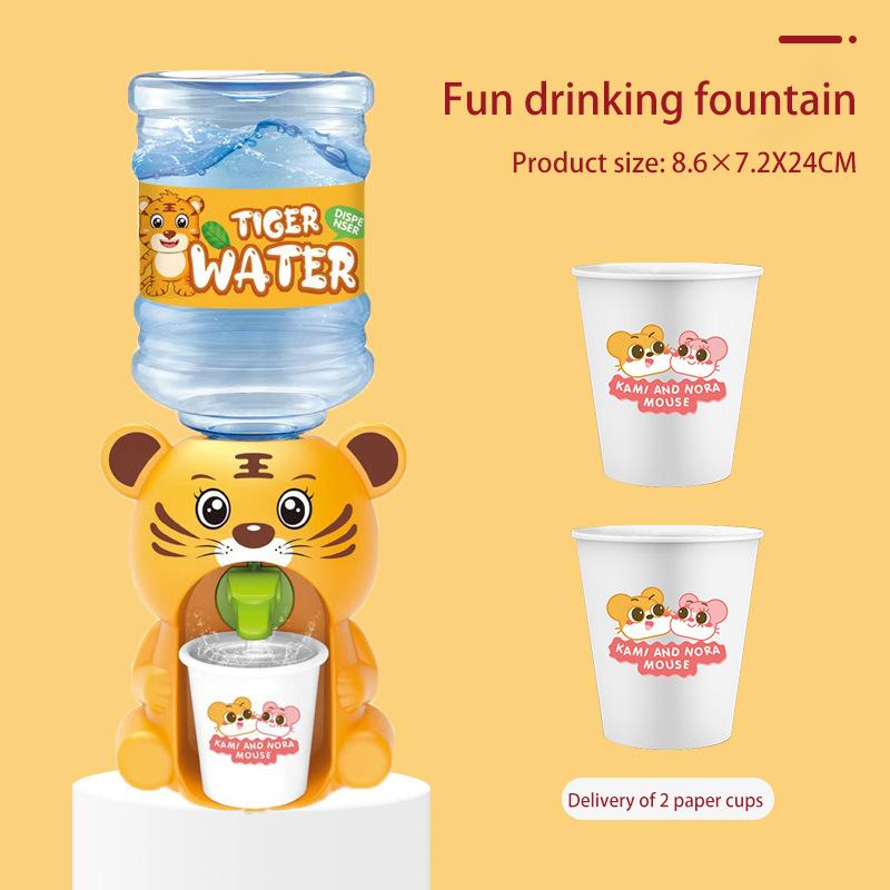Mini Vanndispenser for Barn Barn Gave Søt Kaldt/Varmt Vann Juice Melk Drikke Fontene Simulering Tegneserie Gris Kjøkken Leke