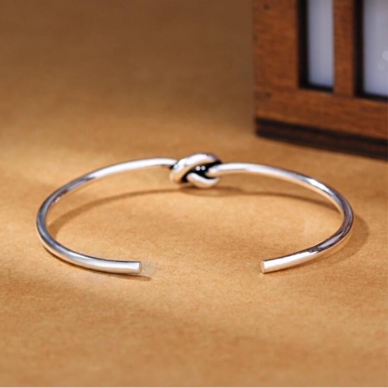 New Arrival Stylish Fashionable Popular Sterling Silver Color Jewelry Bracelets Classic Vintage Thai Silver Color Love Tie Braided Female Bangles
