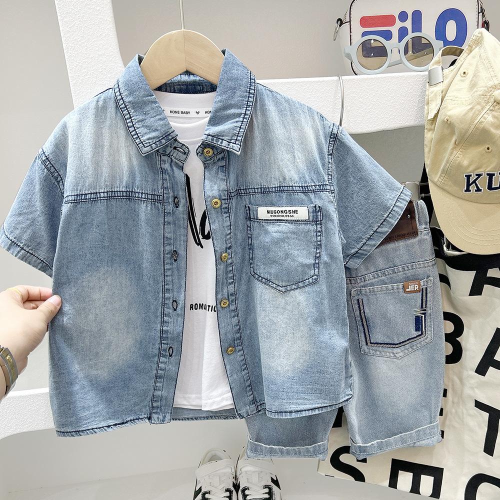 

Летняя джинсовая рубашка с коротким рукавом для мальчиков, однотонная мягкая красивая куртка 110