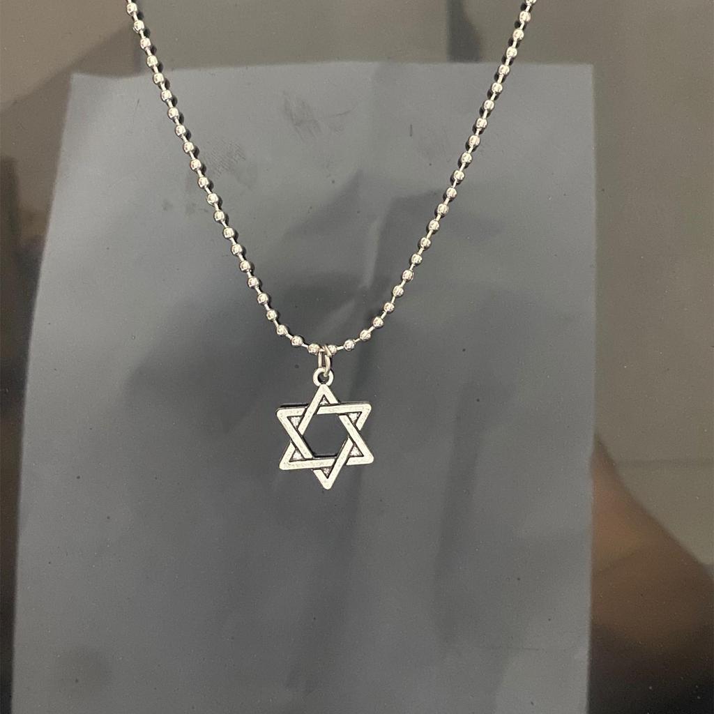 Trendigt hjärthänge nyckelbenskedja med OT-spänne - Hip-Hop Disco Stil Halsband för Kvinnor