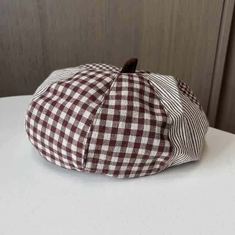 New spring and autumn versatile beret women's retro plaid splicing pumpkin hat showing face small painter hat