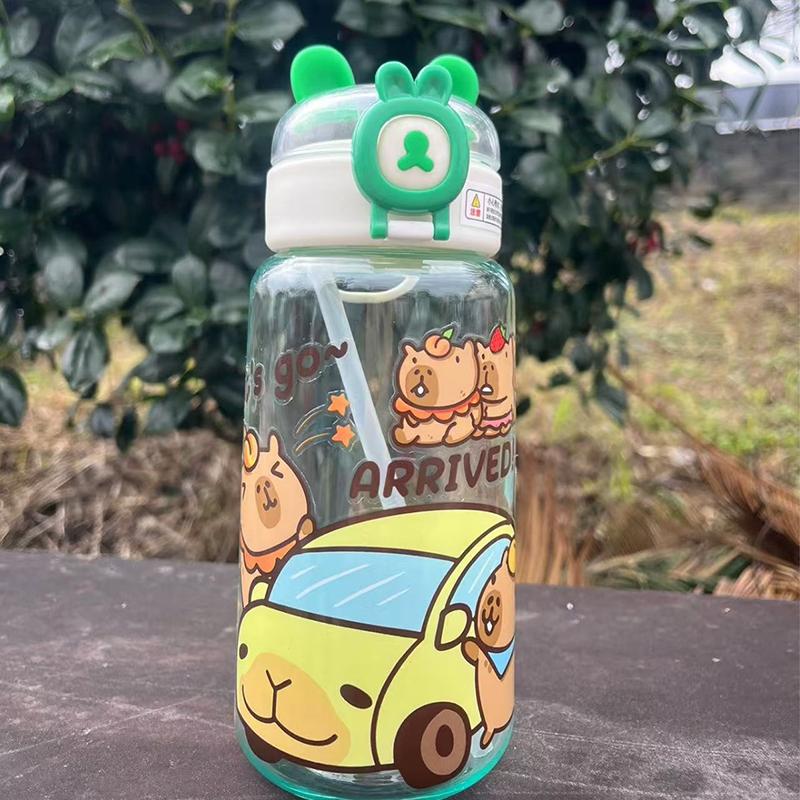 

Капибара Мультяшная 500 мл Портативная Большая Вместимость Бутылка для Воды Спортивные Кружки с Соломинкой Студенческие Пластиковые Стаканы для Воды Бутылка для Воды зелёный