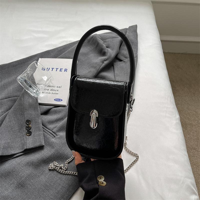 Kabelka pro volný čas dámská 2024 nová trendy móda malá čtvercová taška letní taška přes rameno univerzální taška s řetízkem messenger taška