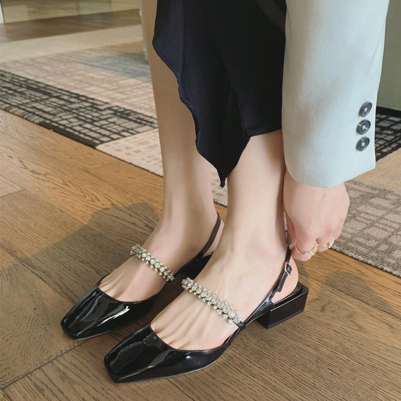 Grape Mother, the Same Spring and Summer Rhinestone One-word Diamond Belt, Empty Square Head, Shallow Mouth, Thick Heel, Bag Head, Mary Jane San