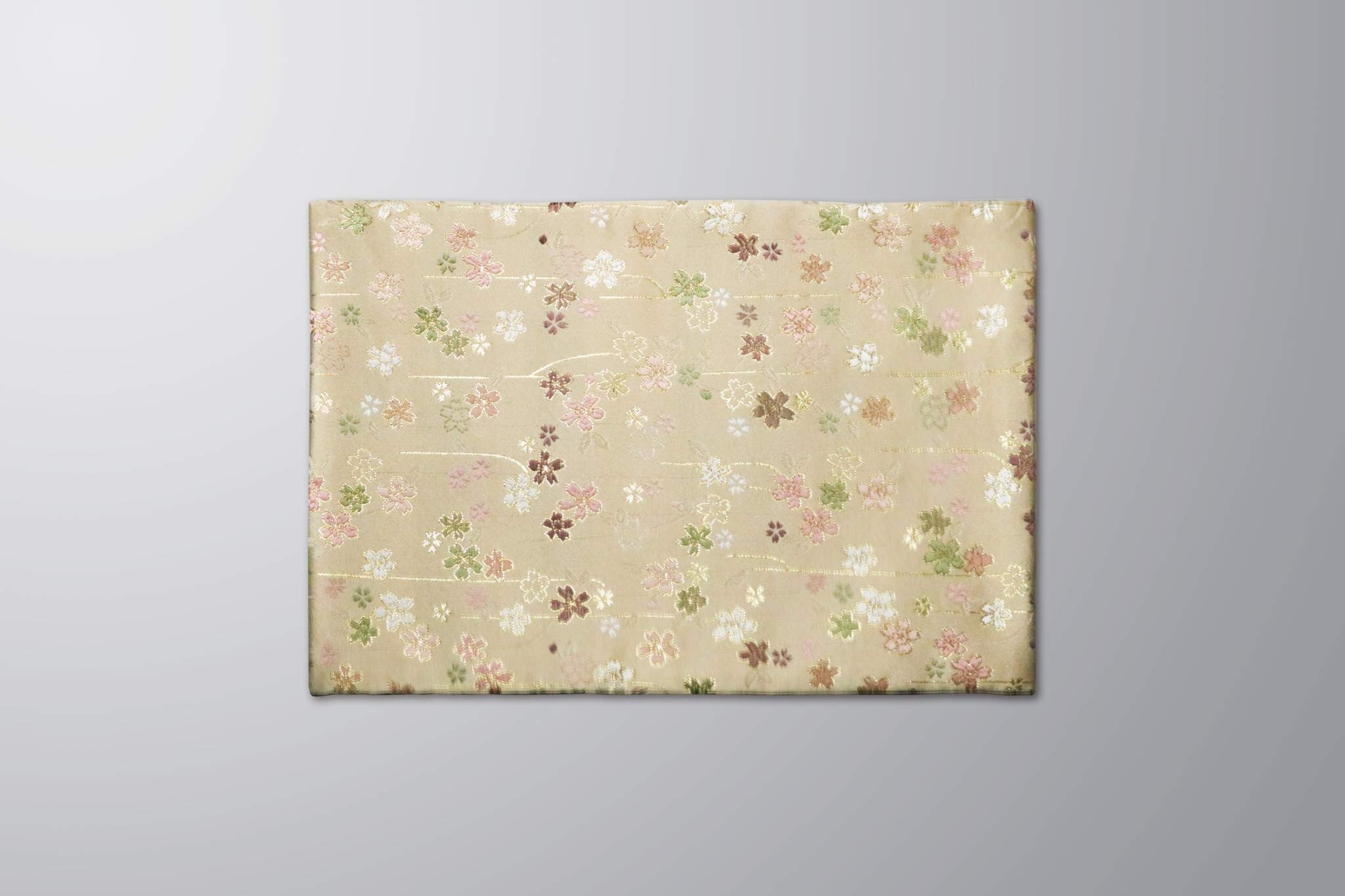 

Fire-resistant and flame-retardant sutra desk mat with cherry blossom pattern (size 25, white-brown). Other sizes and colors available.