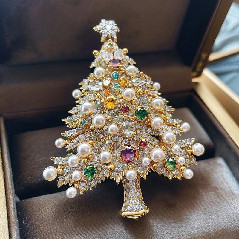 

Women Men Luxury Crystal Christmas Tree Pearl Brooch Jewelry Classic Vintage Unisex Party Banquet Pin New Yearl Gift золотий