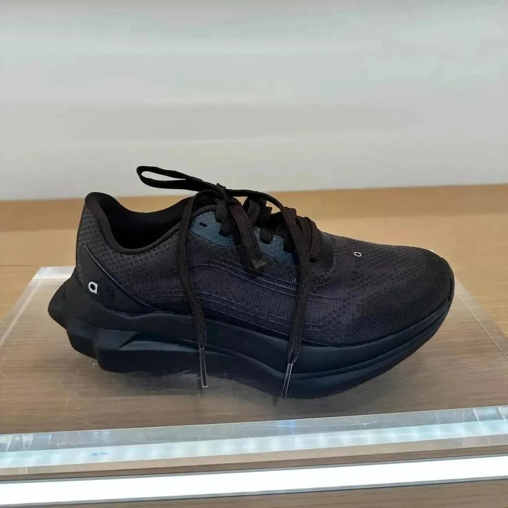 Men Women Summer Sports Shoes Breathable Lightweight Fashion New Men's Women's Same Style Fashionable Leisure Outdoor Lightweight, Versatile Running