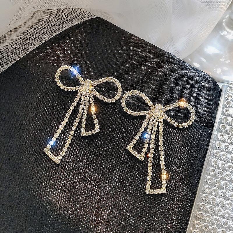 Bow Earrings 925 Silver Needle Rhinestone Celebrity Stud Earrings Hipster Personalized Earrings One Piece