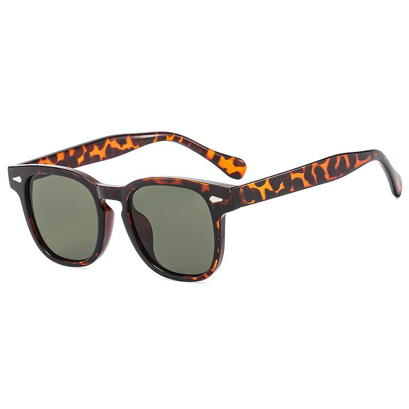 Vintage Retro Style Men Women Sun Glasses Fashion Rivets Decoration Women's Sunglasses High Quality Female Glasses
