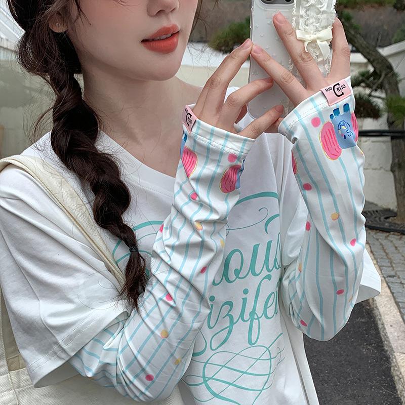 Ladies Cute Cartoon Arm Sleeves UV Protection, Ice Silk Cooling Sleeves, Breathable Thin Summer Sun Sleeves for Driving Cycling Outdoor