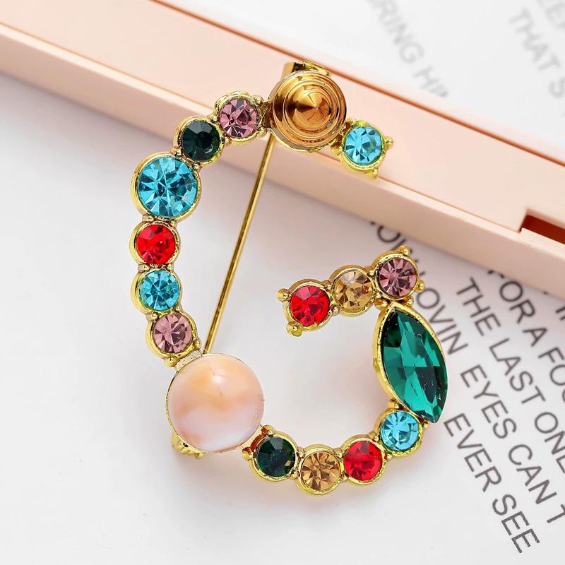 1PC 26 Letters Colorful Jewelry Gifts for Women Alphabet Brooch A-Z Rhinestone Letter Pin