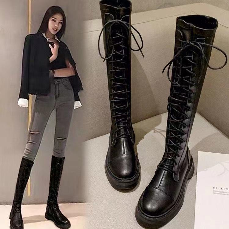 Knight boots flat boots women's 2021 new autumn and winter tall thick-soled black strap but knee boots tide