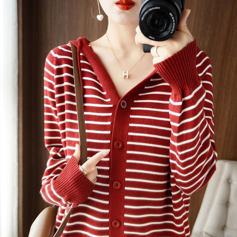

2024 Autumn Women s Striped Knit Hooded Cardigan Sweater - Thin Long Sleeve Casual Outerwear XXL зелёный