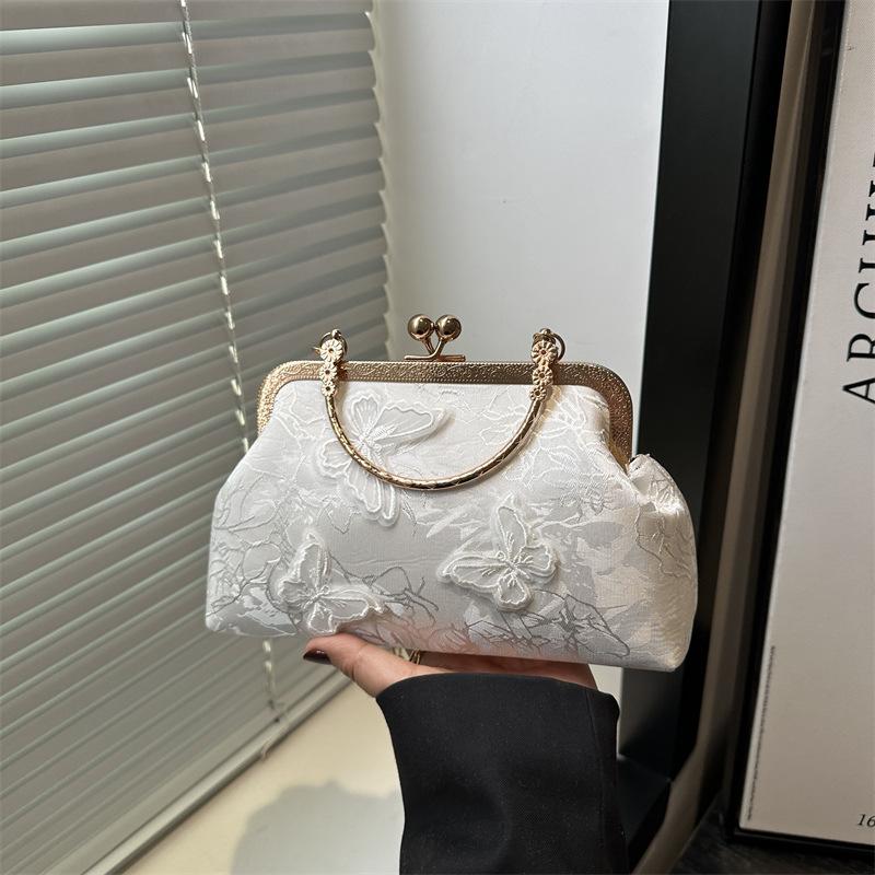 

Premium light luxury shell bag summer new chain bag sweet butterfly solid color shoulder messenger bag белый