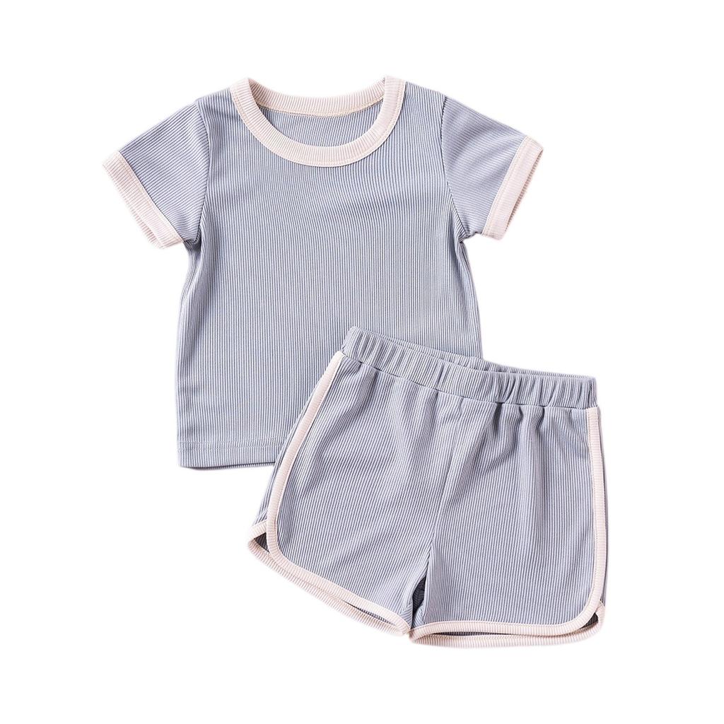 Jungen Colorblock Set - Geripptes Kurzarm- & Shorts-Outfit