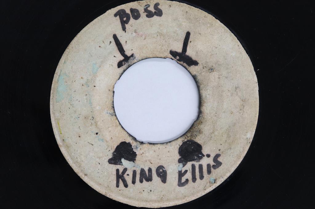 7inch Record DELROY (CRUTCHES) JONES / EARL LIND - Musical Hop / More Ball NONE NOT ON LABEL 1971 Jamaica Reggae, Ska & Dub Used