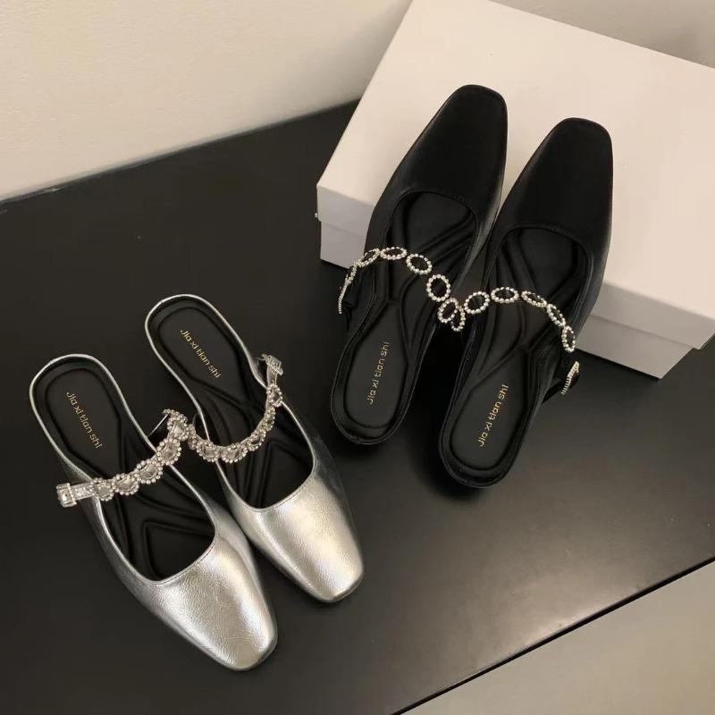 Fashion 2025 New Women Casual and Comfortable Crystal Flats Slippers Designer Sandals Dress Round-toe Leather Slides Buckle Shoes