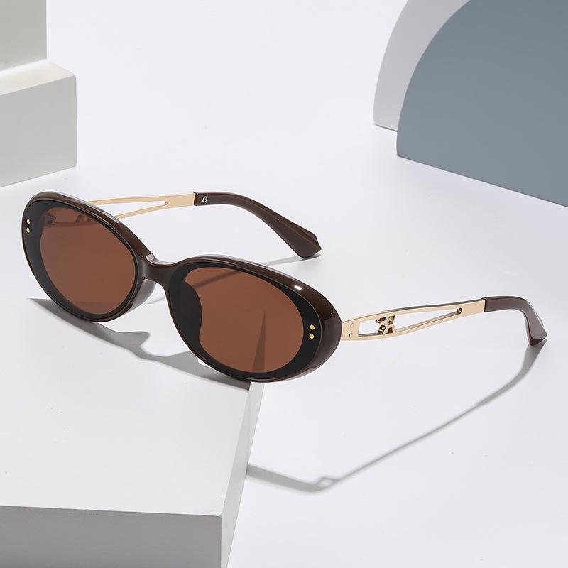 Millennium Hot Girl Cat Eye Sunglasses - Trendy European & American Retro Style Women's Sun Protection