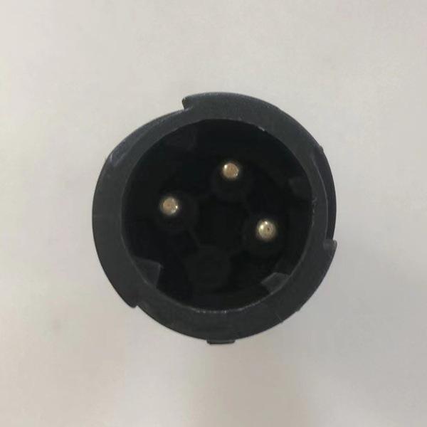 20398152: Compatible Volvo Truck Engine Oil Pressure Sensor.