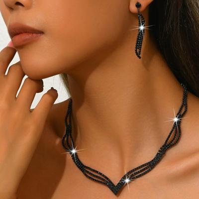 Conjunto de collar, pendientes y pulsera de color negro, nuevo diseño 2025, de gran venta. Cadena para clavícula, ideal para novias.