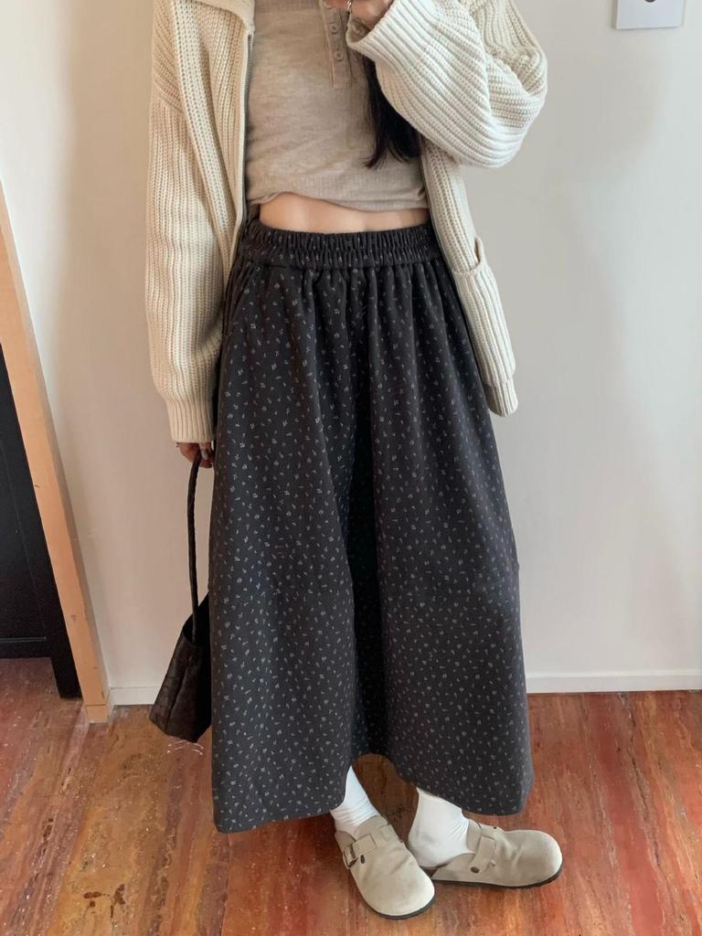 2025 Autumn High-Waisted Floral Wool Skirt - Slimming & Versatile