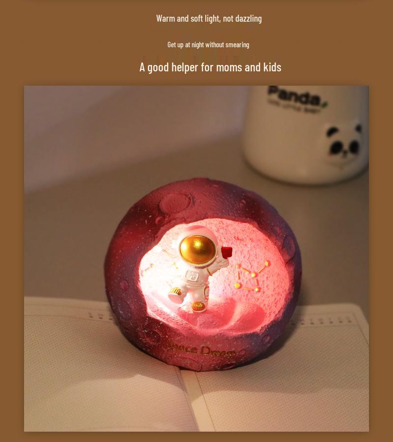 Cute Astronaut Night Light: Eye-Protective Bedroom Lamp for Girls, Kids, Spaceman Sleep & Desk Light, Gift Idea