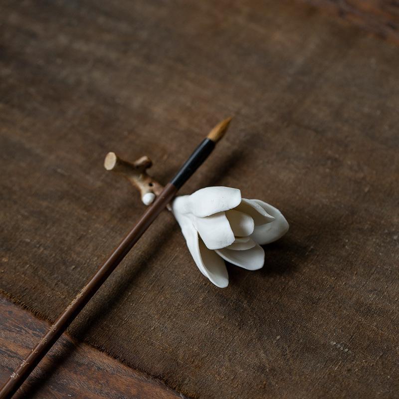 Ceramic Handmade Magnolia Flower Incense Stand Creative Indoor Zen Incense Holder Incense And Tea Ceremony Decoration Gift