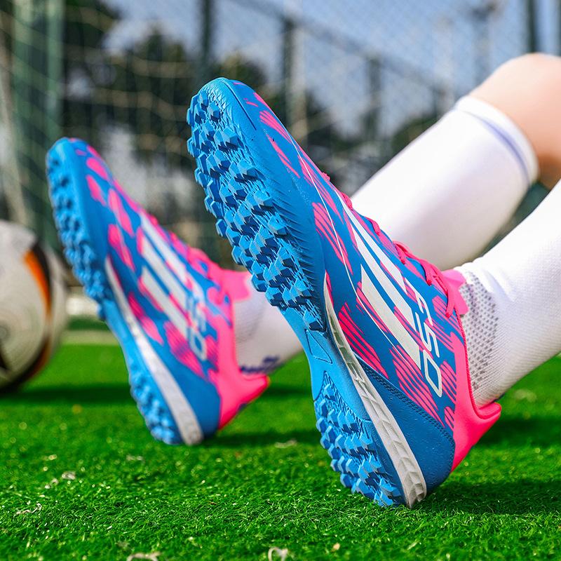 Autumn new children's game practice long nails broken nails football shoes Jinjiang spot adult grass sneakers