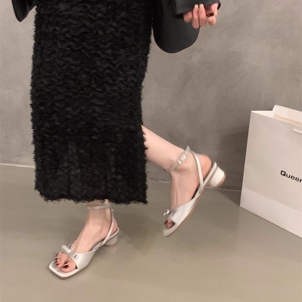 French thick heel silver thin strap sandals fairy shoes 2025 new summer with skirt bow Roman shoes