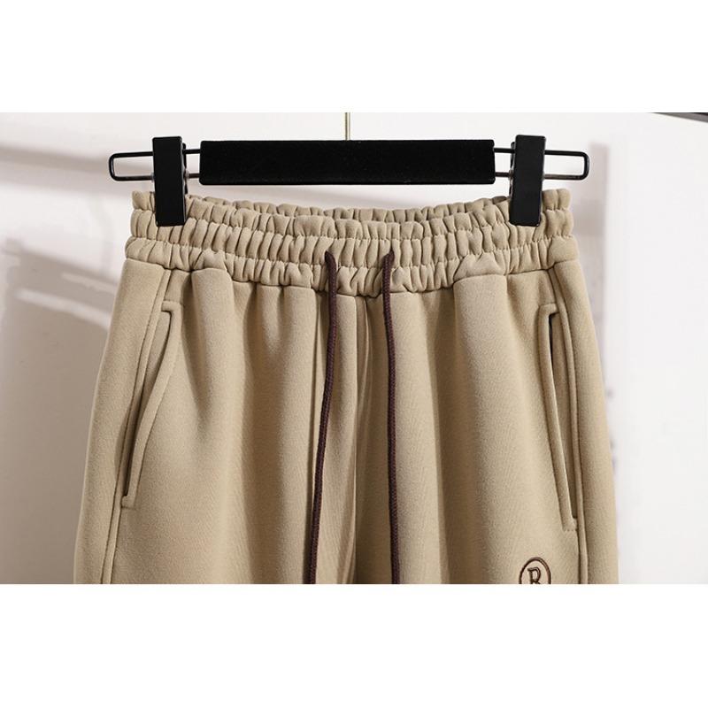 Winter Harlan Bunched Feet and Fleece Embroidered Thick Sweatpants