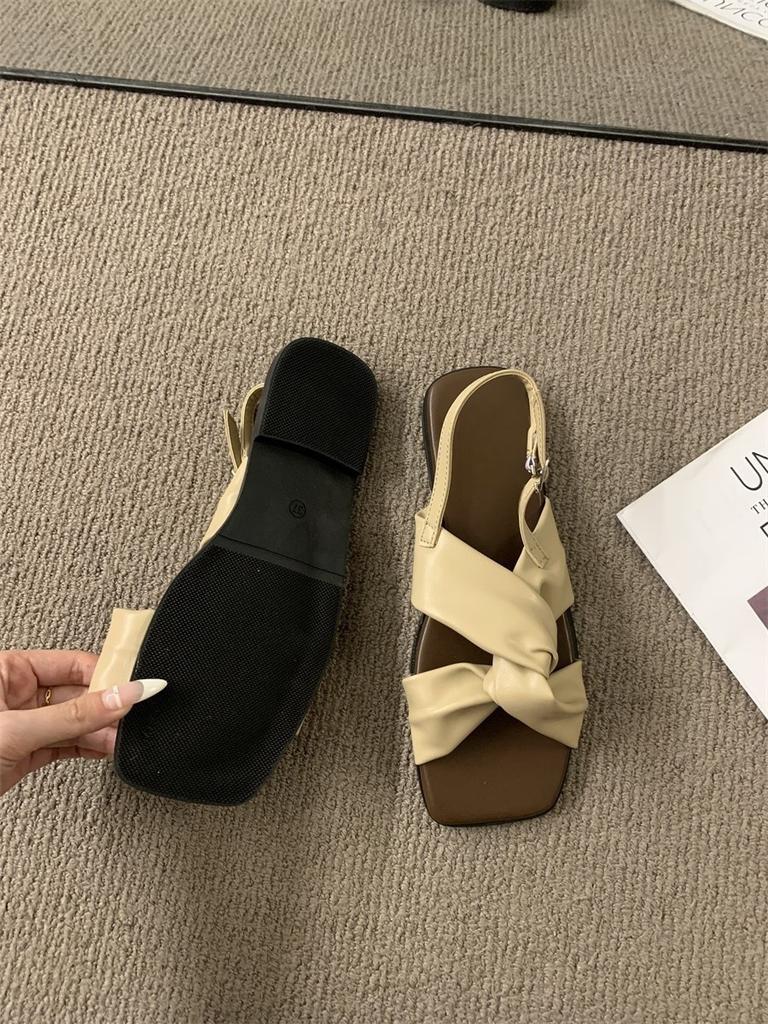 2025 New Retro Flat-bottomed Open-toed Sandals Women's Shoes Casual Summer Beach Soft-soled Skirt Shoes