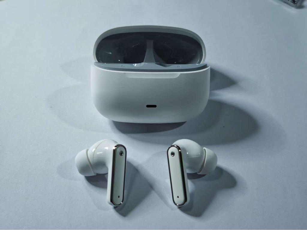 New W916 True Wireless In-Ear Bluetooth Headphones with Long Battery Life & High Sound Quality for Gaming