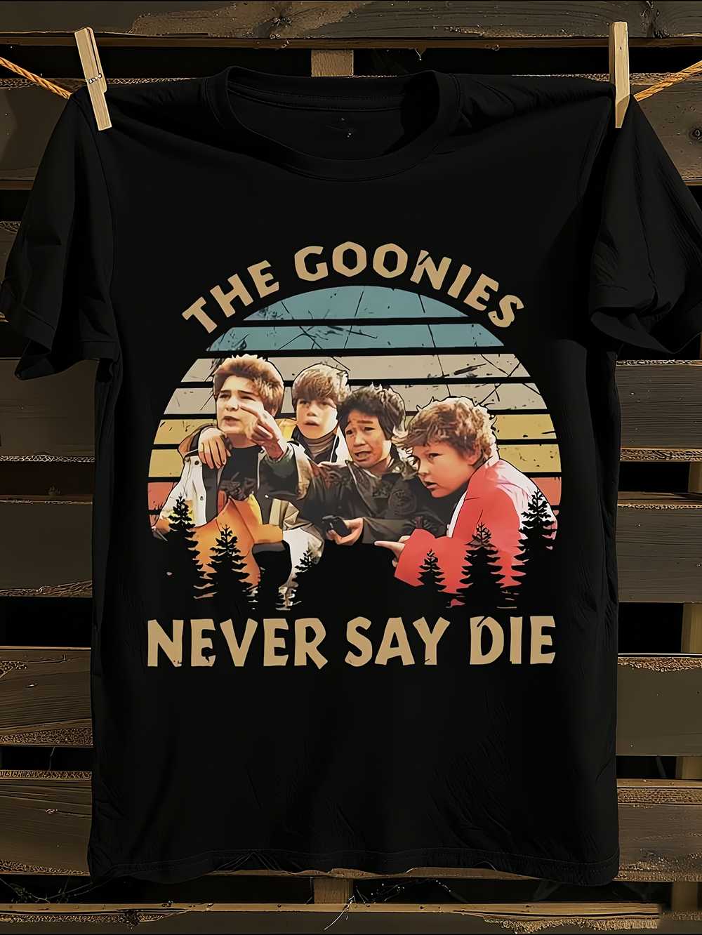 

Goonies Never Say Die Vintage Movie T-Shirt Mens Tshirt Womens Tshirts with Letters Print Short Sleeves T-Shirt Casual Street Tee Shirt Top XL