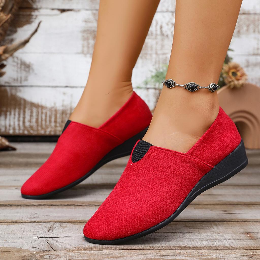 Fashion Large Size Women Wedge Shoes Autumn Point Toe Vintage Fashion Single Shoes Lightweight Comfortable Height Increase Casual Shoes