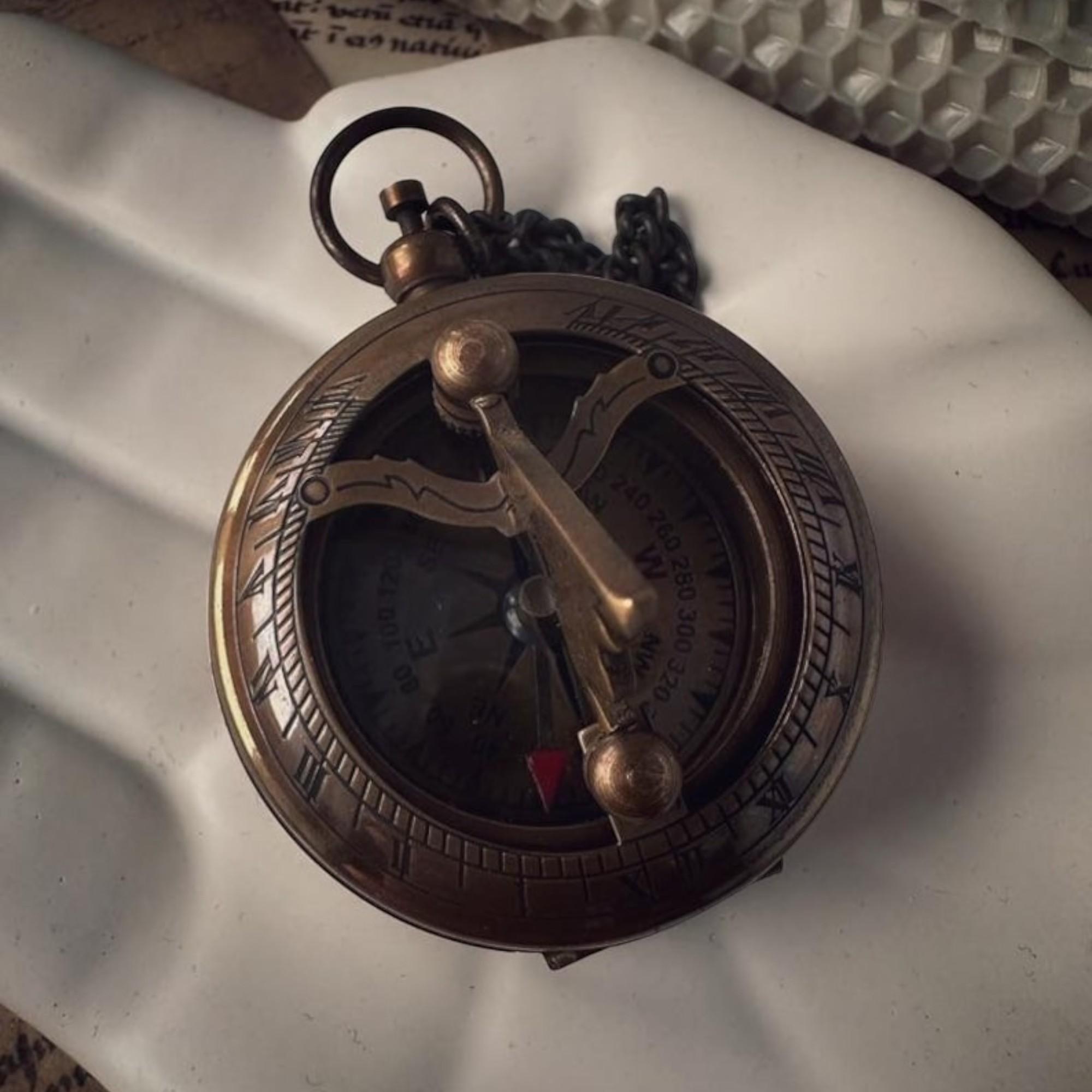 

Латунный компас Sundail Функциональный 5,08 см