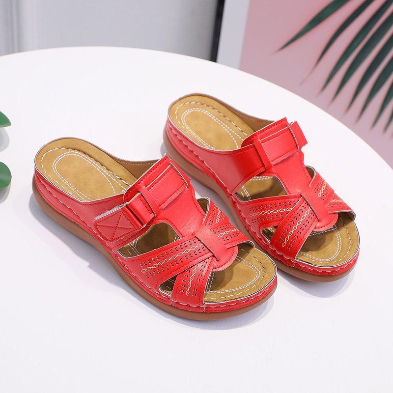 Women's Shoes Large-sized Sandals Fashionable and Retro Thick-soled Slippers Women's Coolers