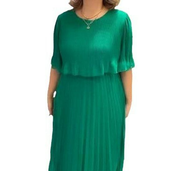 European & American Plus Size Women's Solid Color Round Neck Midi Dress with Five Sleeves - Spring/Summer Fashion