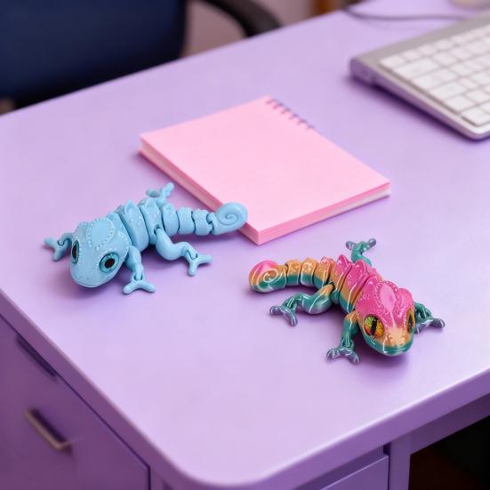 3D Printed Chameleon Articulated Lizard Model with Movable Joints Flexible Chameleon Fidget Toy for Stress Relief Home Office Desk Decoration