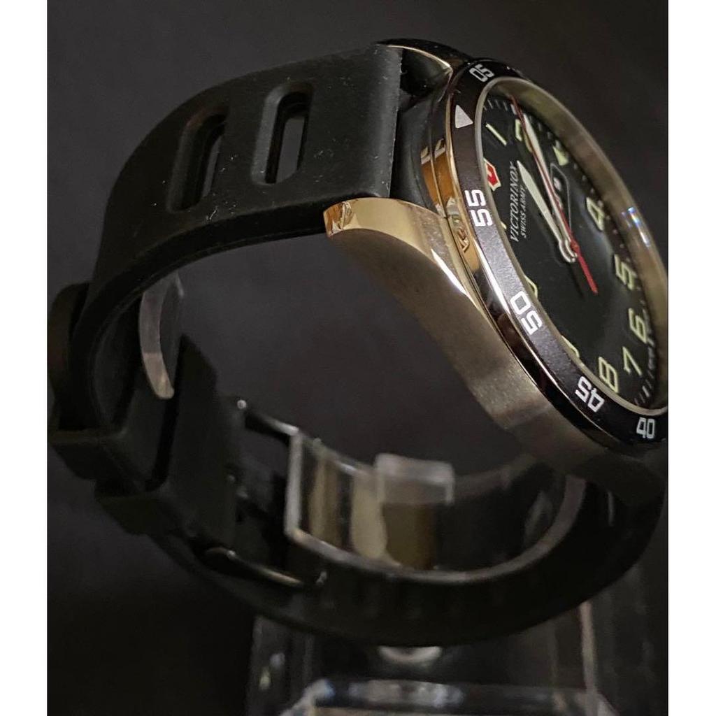 Used VICTORINOX Swiss Army Black Watch Working item ready for immediate use