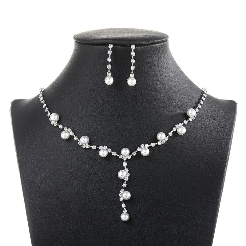 

Japan and Korea Natural Pearl Earrings Highlight Rhinestone Necklace Accessories, Pearl Necklace Two-piece Set серебряный
