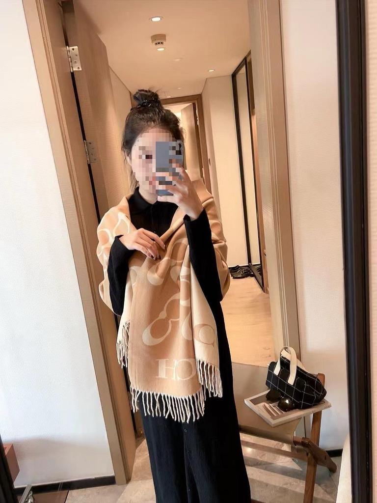 Women's Luxury Cashmere Scarf: Warm, Double-Sided Tassel Shawl & Neck Warmer