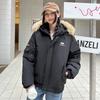 Popular sweater-neck cotton-padded clothes for women's short models, new tooling cotton clothes in winter, loose and thickened small men.