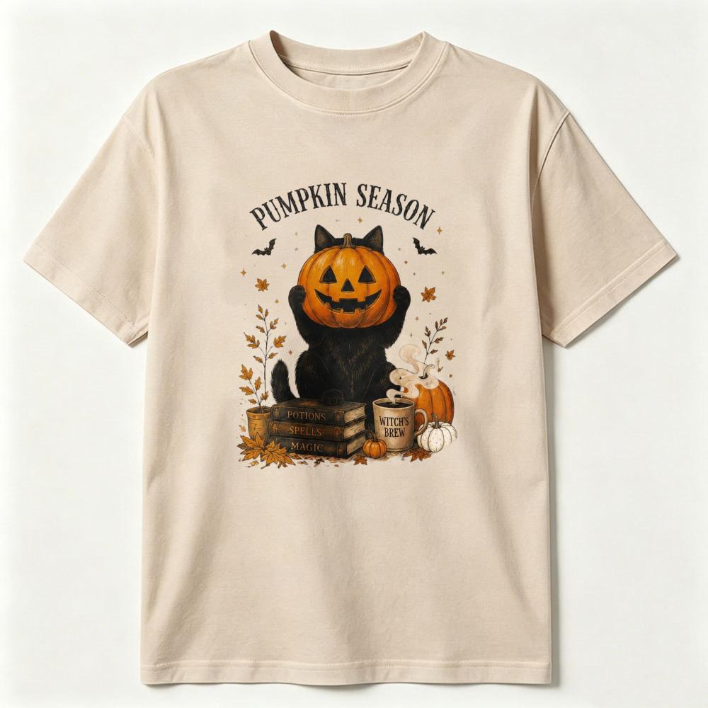 Halloween Black Cat Graphic Shirt Spooky Pumpkin Cat Tee Cute Halloween Cotton T-Shirt Fall Graphic Shirt Funny Halloween Gift