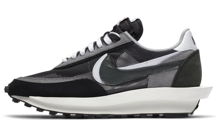 

Nike X Sacai LDWaffle Чорний BV0073-001 36.5