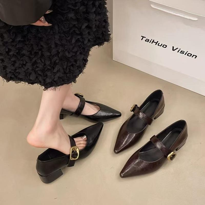 New soft soled low heeled women's shoes with pointed tips thick heels solid color simple comfortable single shoes