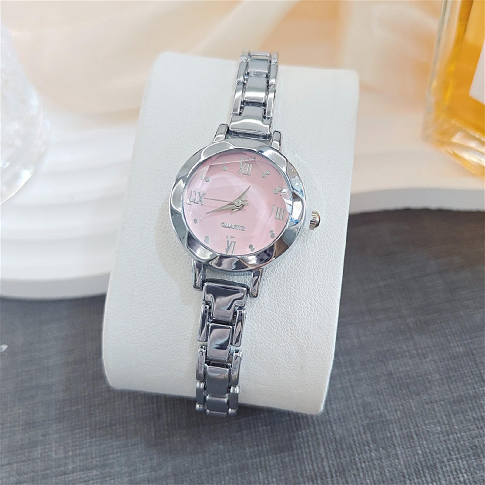 

Женские модные кожаные часы One Size