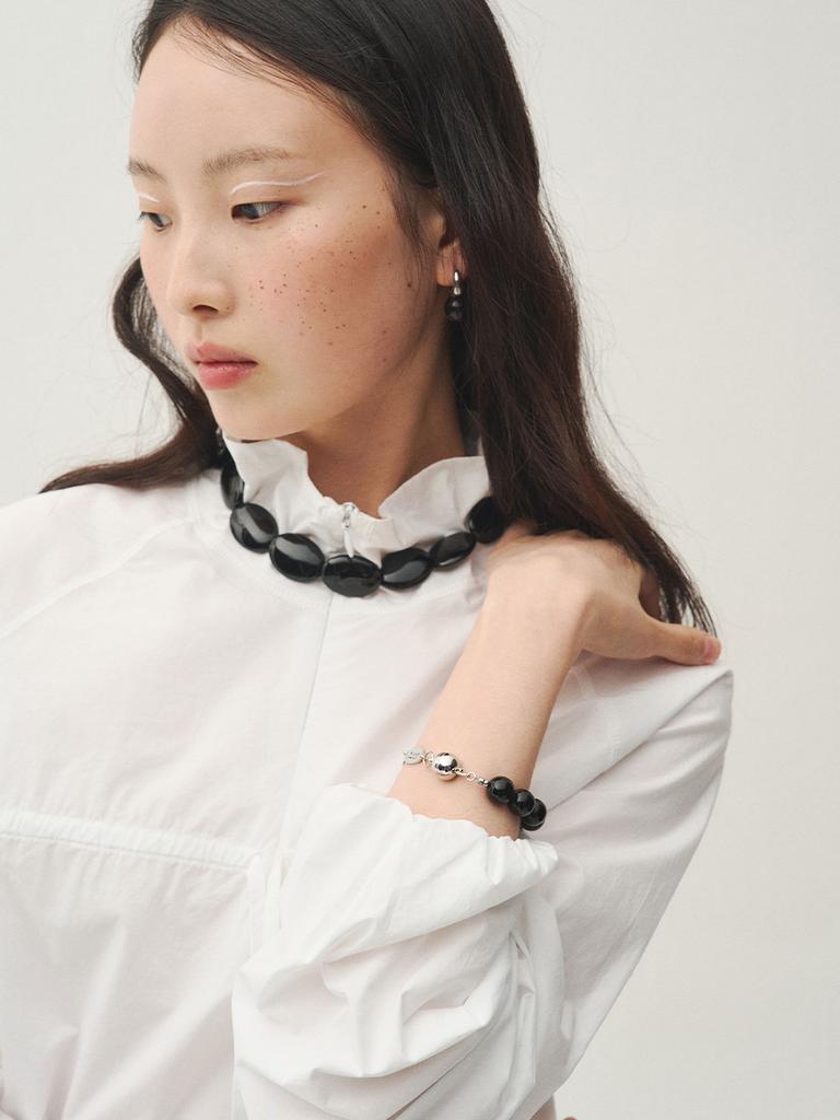 Tout Onyx Round Ball Bracelet